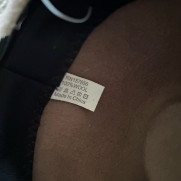 Women’s Wool Tan Hat - Picture 2 of 3